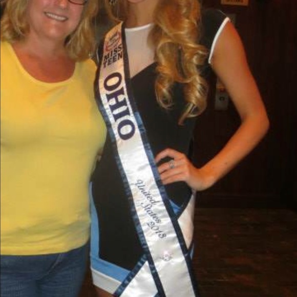 Geometric Arden B Dress - Picture 1 of 5